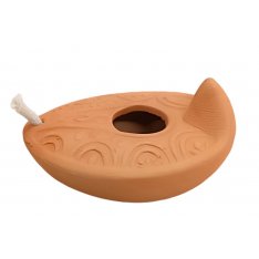 Biblical Style Clay Oil Lamp with Decorative Leaf Engravings