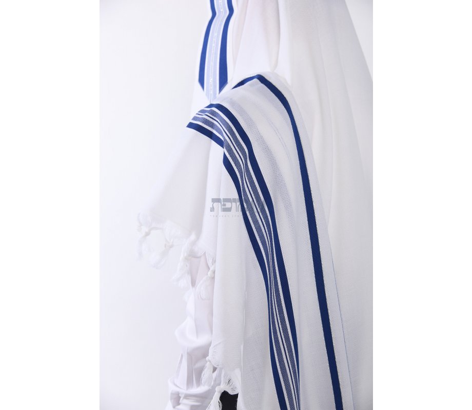 Victory LaMenatzeach Wool Tallit Non Slip Prayer Shawl - Royal Blue